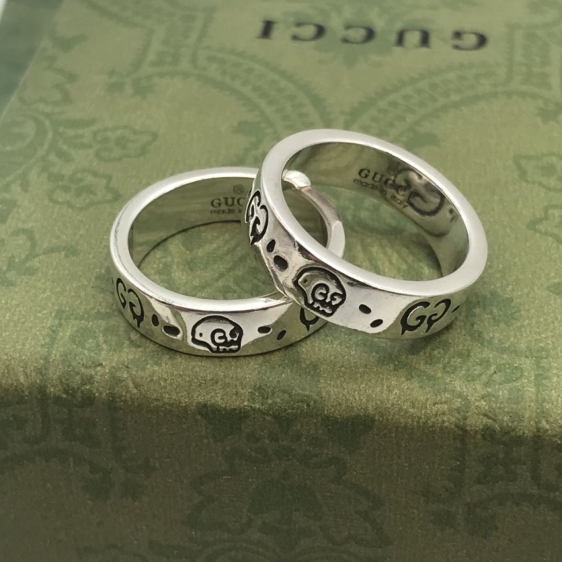 G*u*i rings